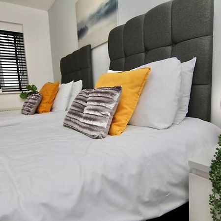 Daimler House - Cosy Home Near Coventry City Centre المظهر الخارجي الصورة